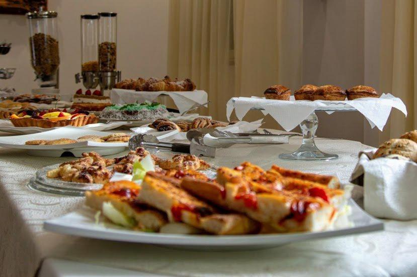 Porto Cesareo Hotel Eksteriør billede