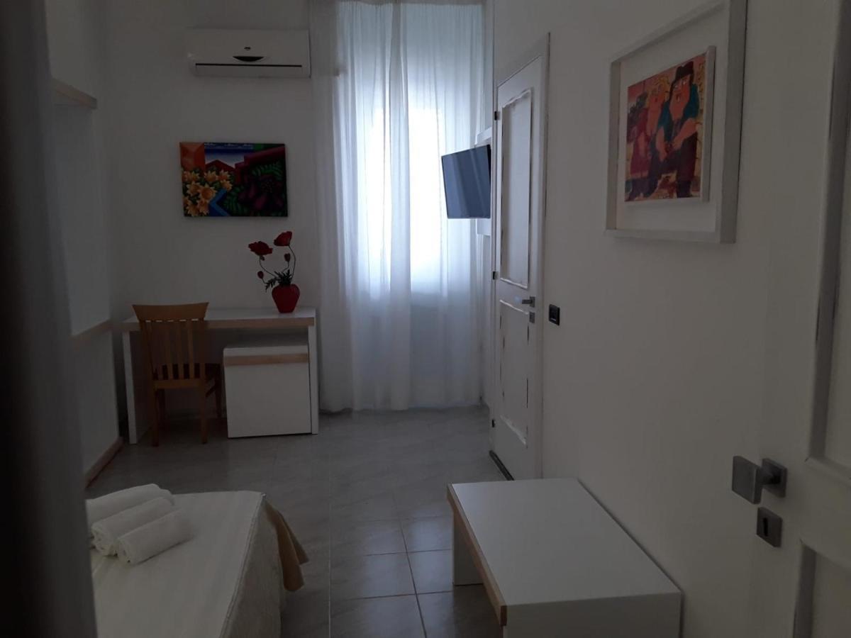 Porto Cesareo Hotel Eksteriør billede