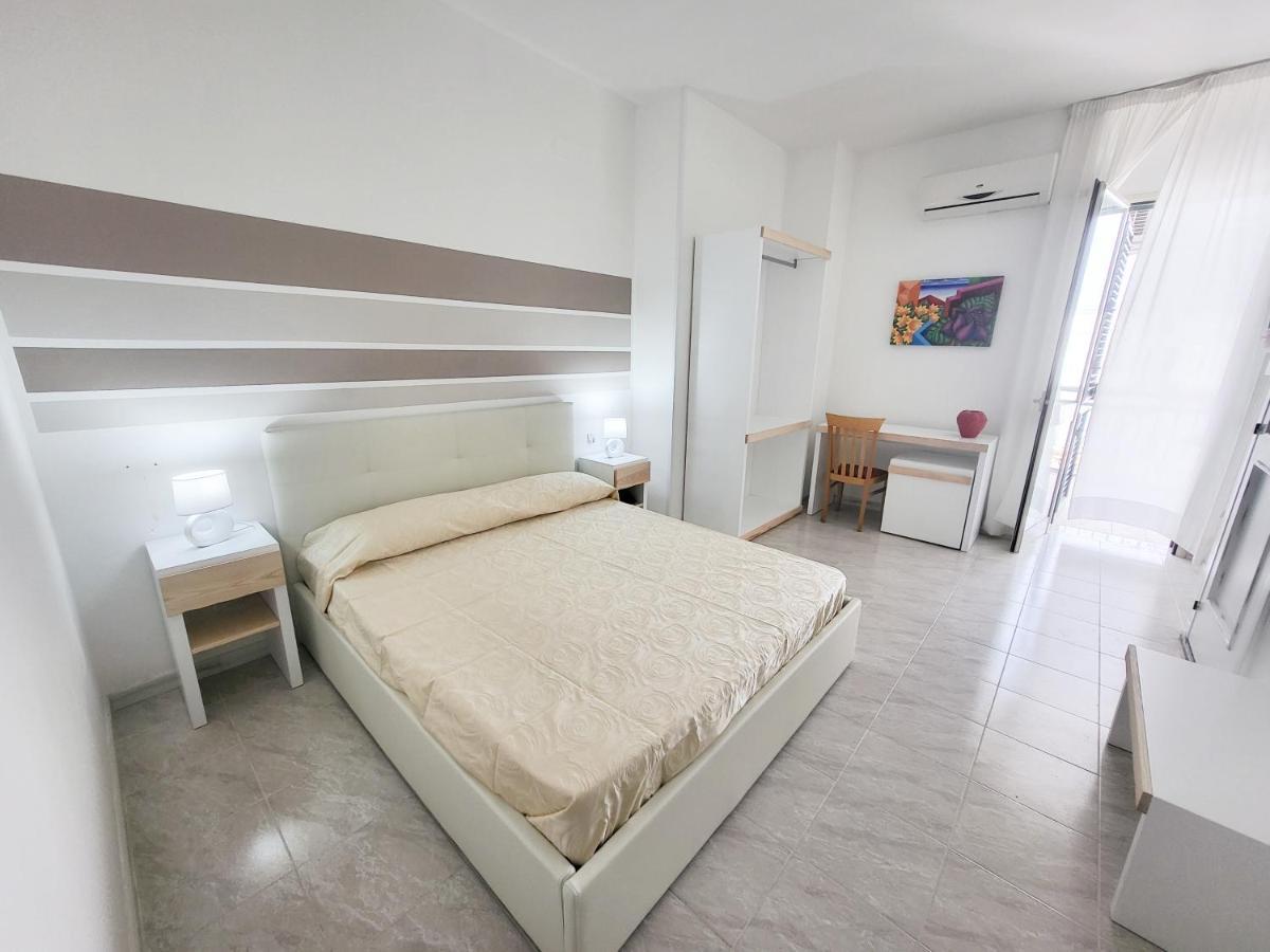 Porto Cesareo Hotel Eksteriør billede