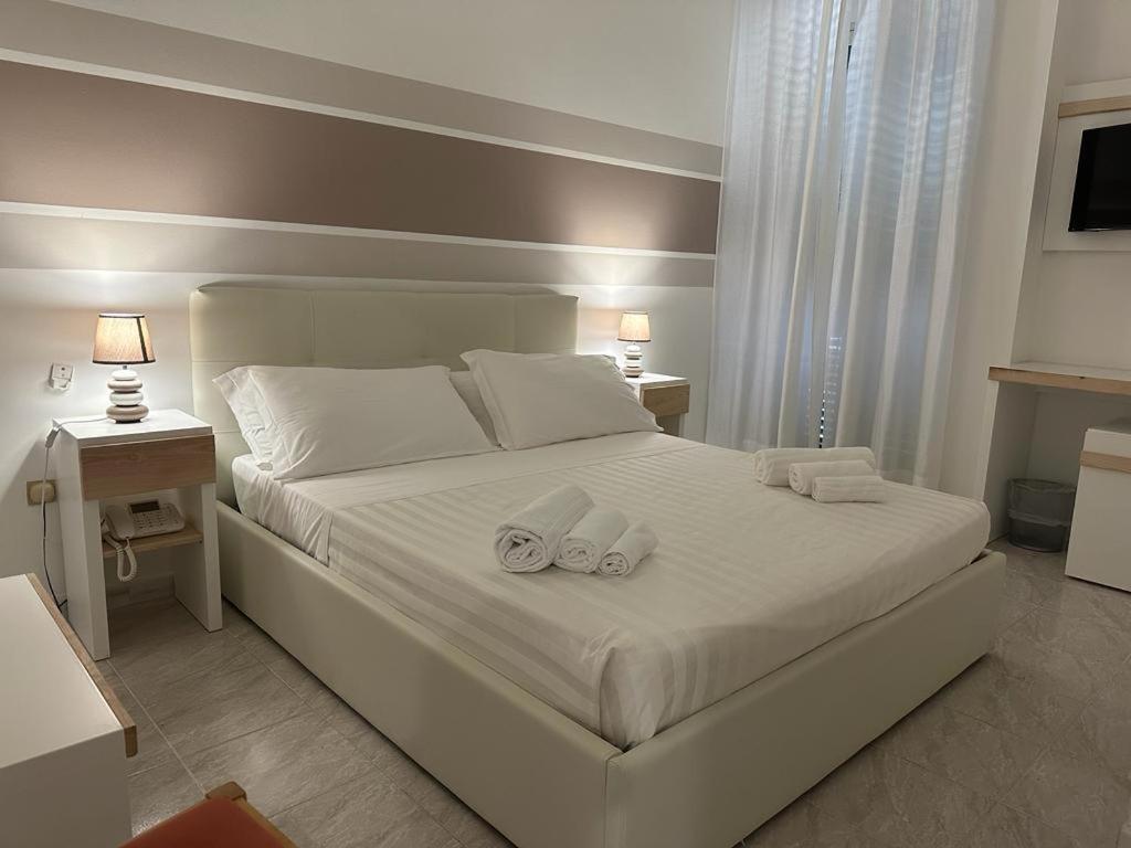 Porto Cesareo Hotel Eksteriør billede