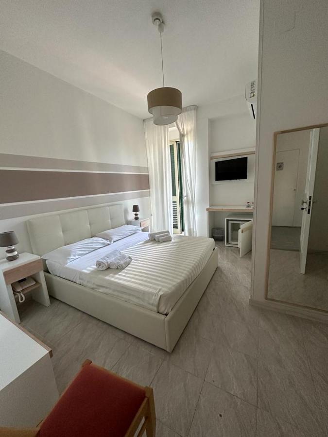Porto Cesareo Hotel Eksteriør billede