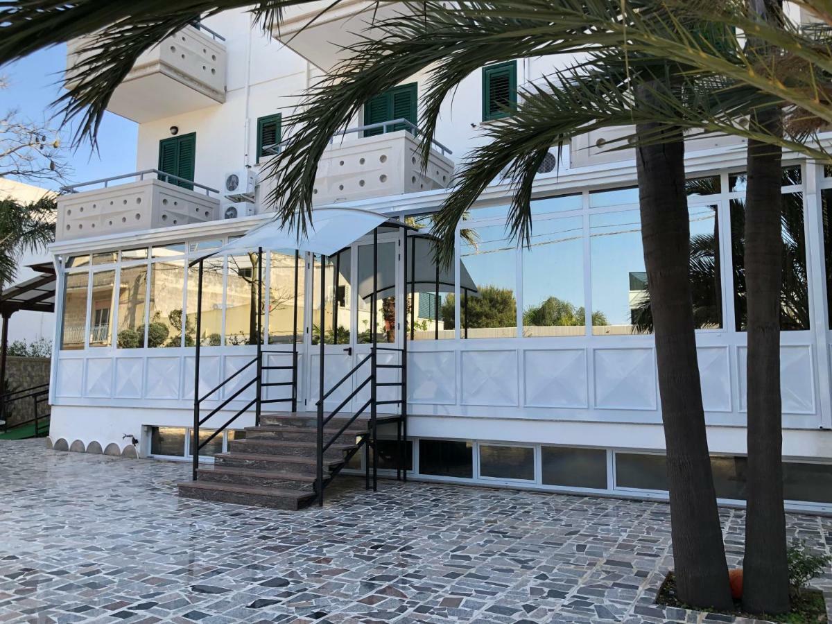 Porto Cesareo Hotel Eksteriør billede